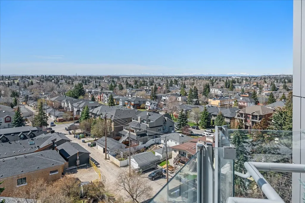 2505 17 Avenue SW Calgary AB T3E 7V3