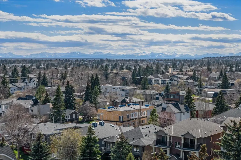 2505 17 Avenue SW Calgary AB T3E 7V3