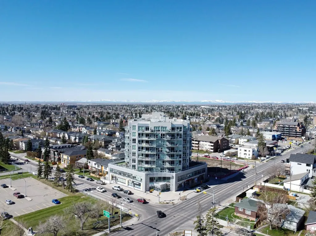 2505 17 Avenue SW Calgary AB T3E 7V3