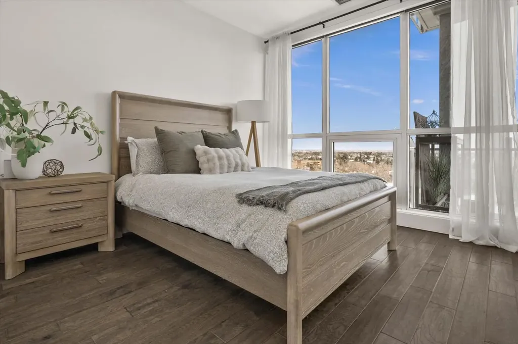 2505 17 Avenue SW Calgary AB T3E 7V3