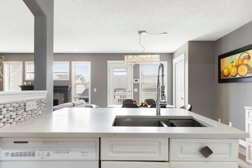 18 West Springs Gate SW Calgary AB T3H4P5