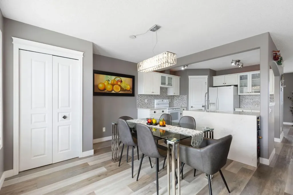 18 West Springs Gate SW Calgary AB T3H4P5