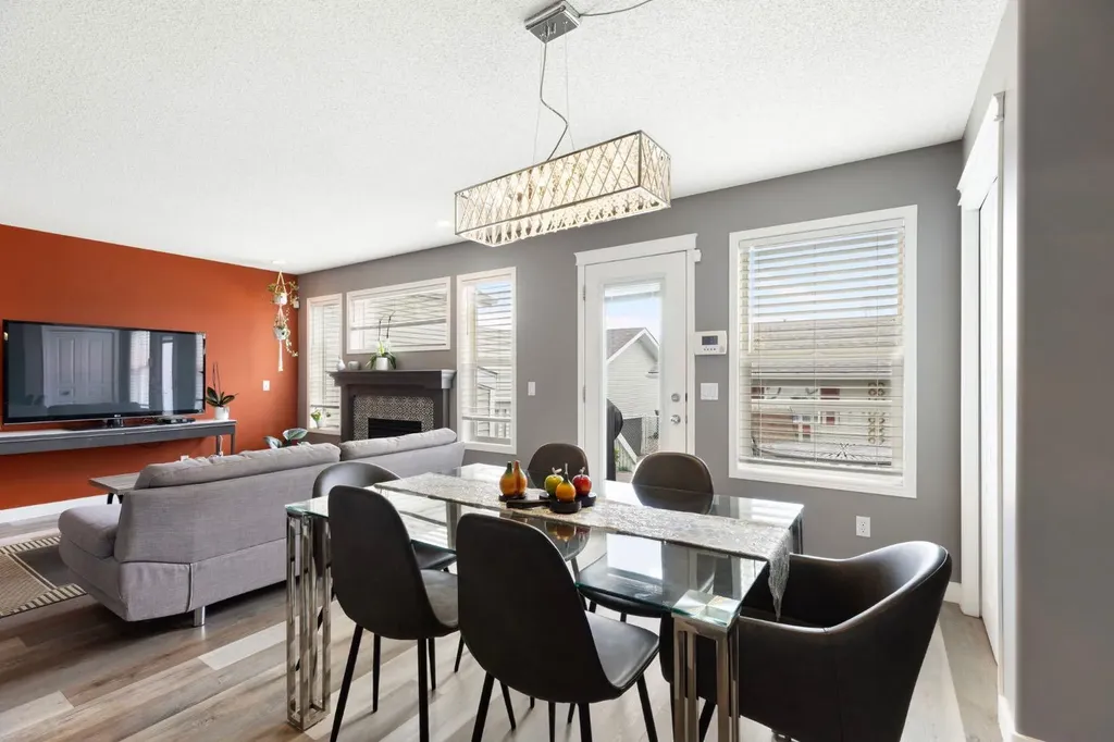 18 West Springs Gate SW Calgary AB T3H4P5