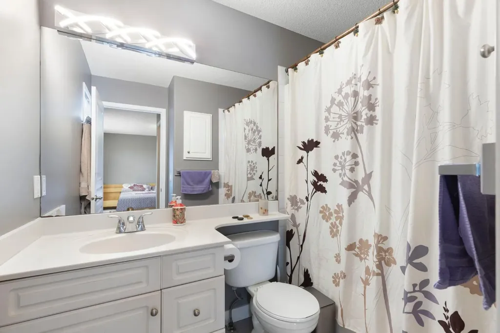 18 West Springs Gate SW Calgary AB T3H4P5