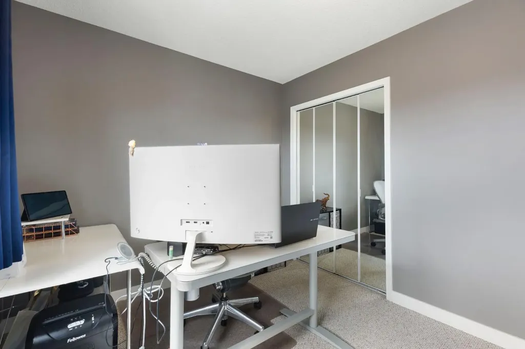 18 West Springs Gate SW Calgary AB T3H4P5