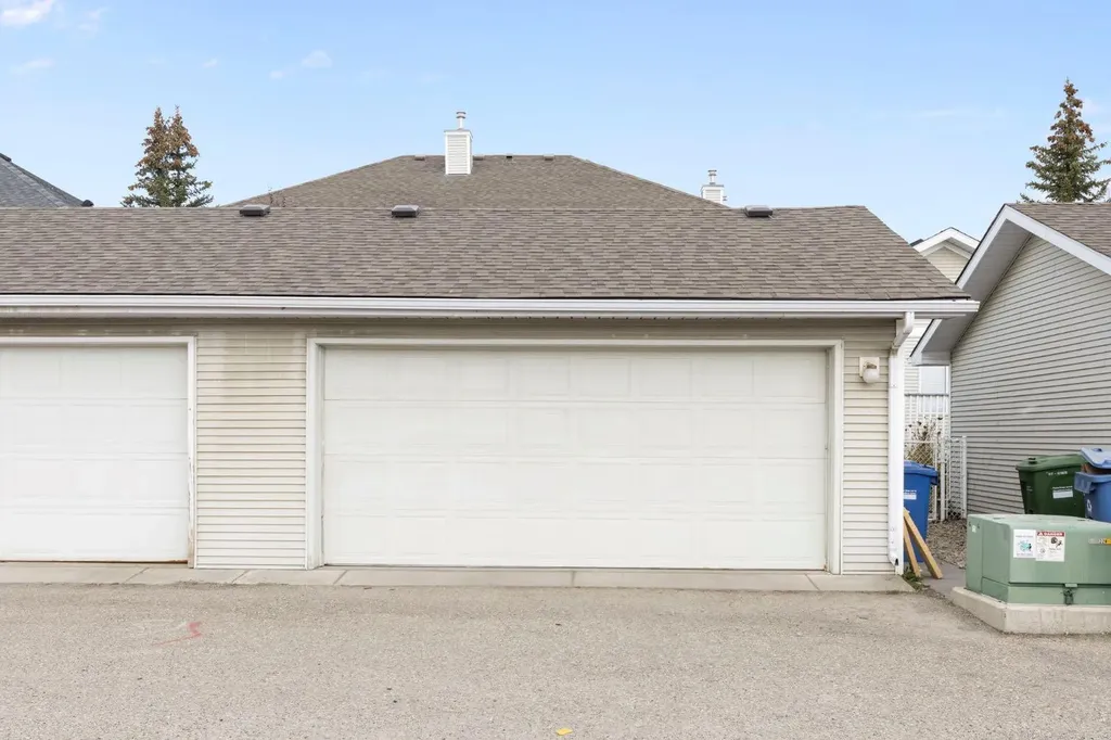 18 West Springs Gate SW Calgary AB T3H4P5