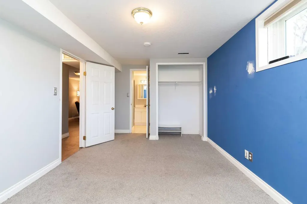 1902 7 Avenue S Lethbridge AB T1J 1M3