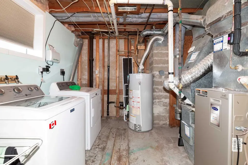 1902 7 Avenue S Lethbridge AB T1J 1M3