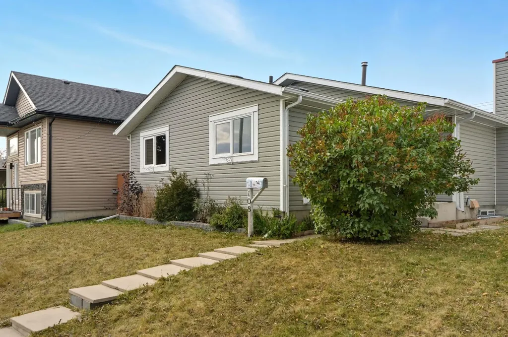 108 Falchurch Crescent NE Calgary AB T3J 1K1