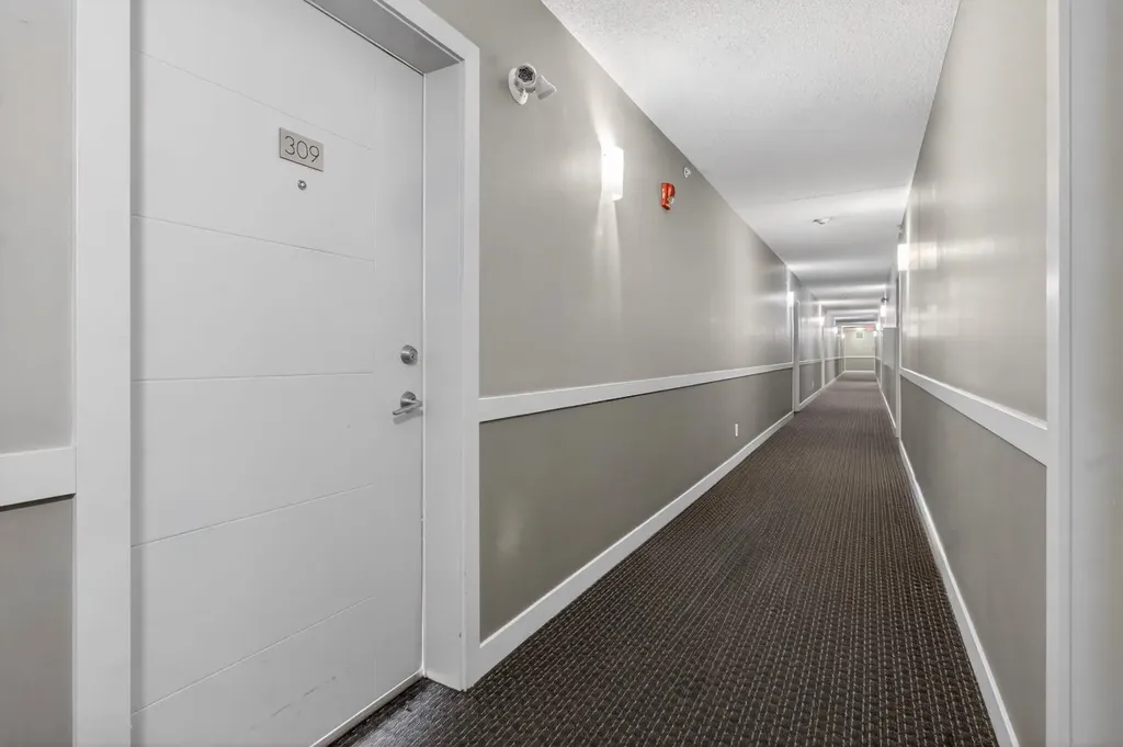 12 Sage Hill Terrace NW Calgary AB T3R 0W6