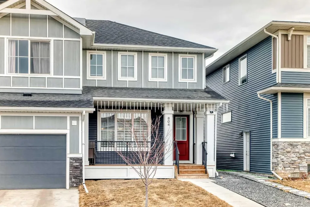 804 Lawthorn Way SE Airdrie AB T4A3M9