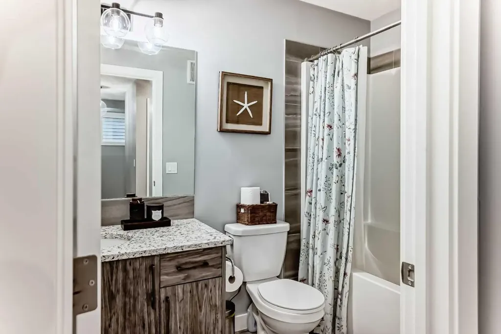 804 Lawthorn Way SE Airdrie AB T4A3M9