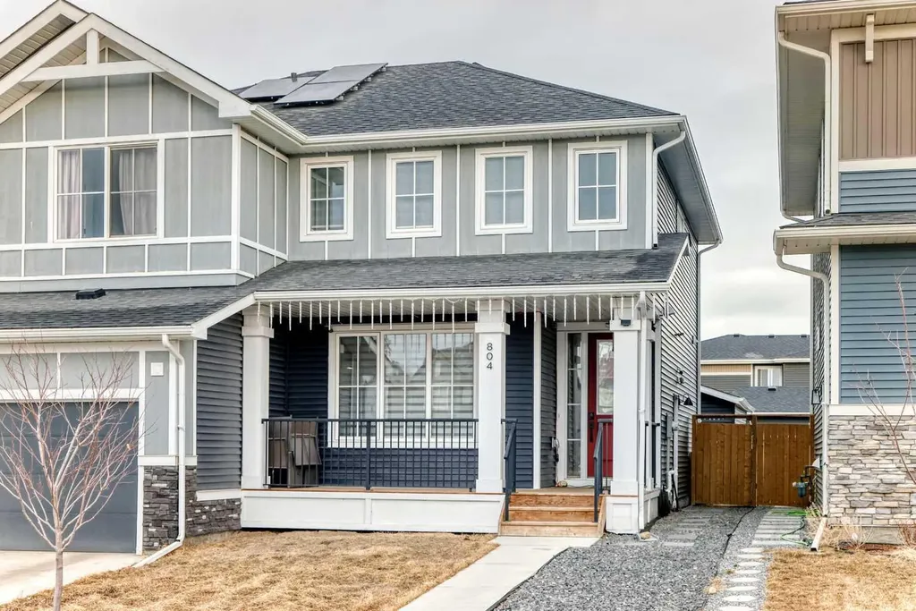 804 Lawthorn Way SE Airdrie AB T4A3M9