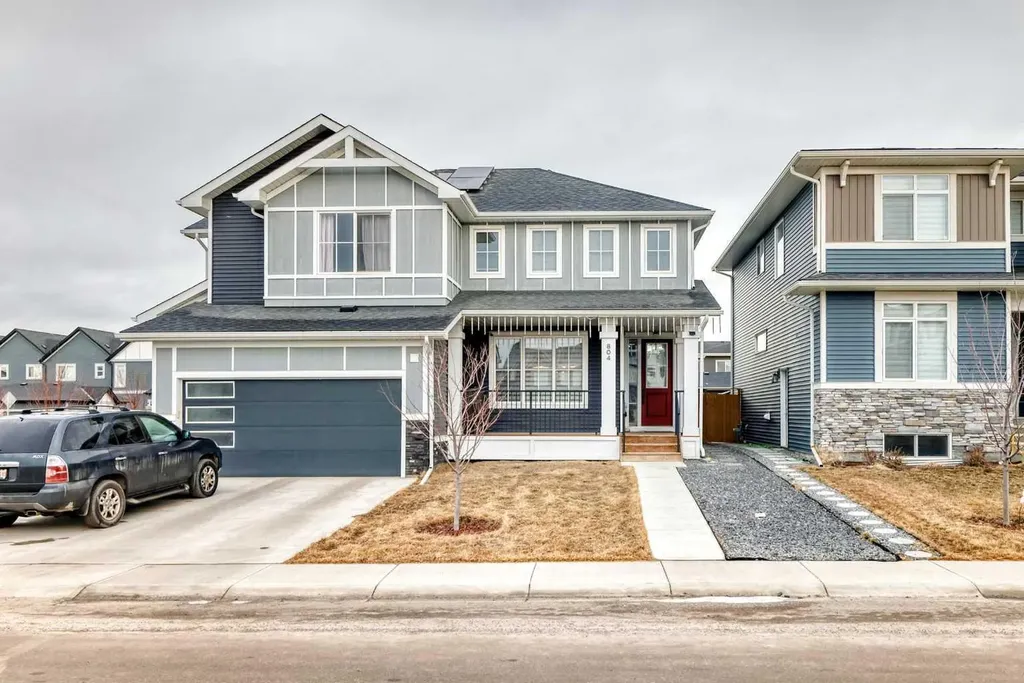 804 Lawthorn Way SE Airdrie AB T4A3M9