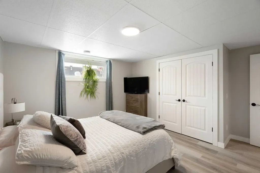 700 Seton Circle SE Calgary AB T3M 3C6
