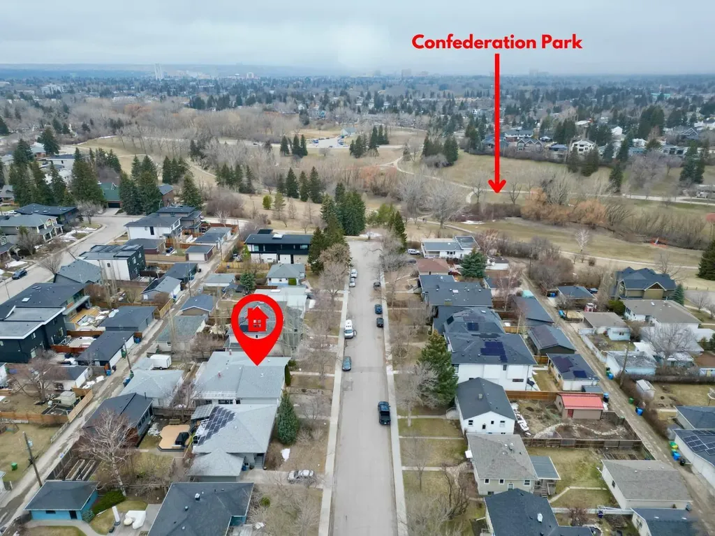 719 27 Avenue NW Calgary AB T2M2J4
