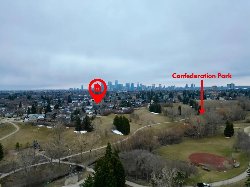 719 27 Avenue NW Calgary AB T2M2J4