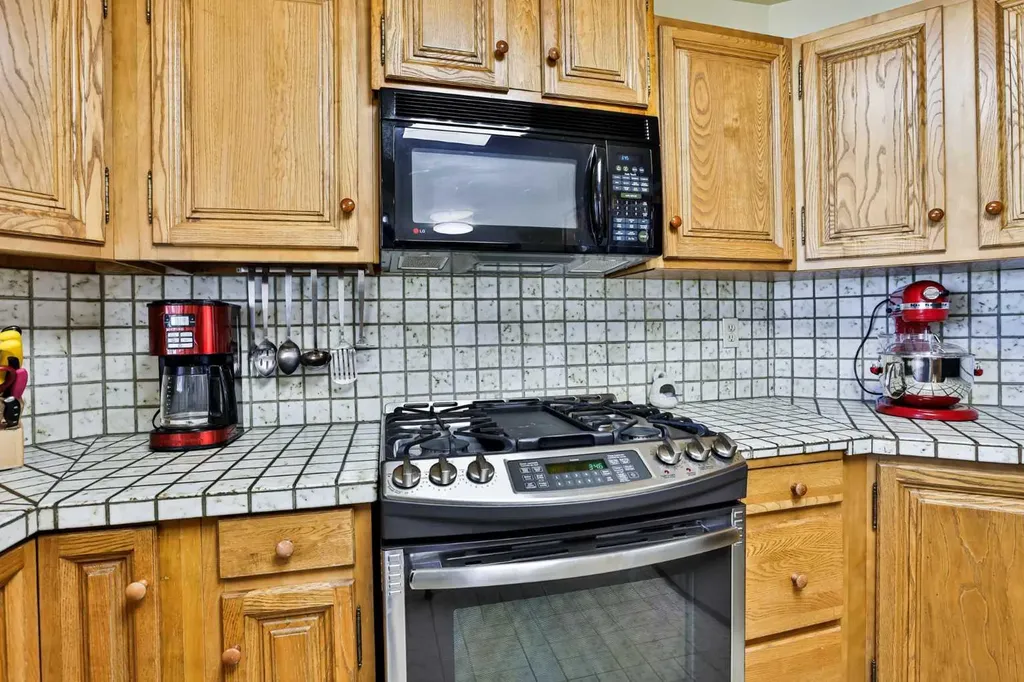 86 Chippewa Crescent W Lethbridge AB T1K5B5