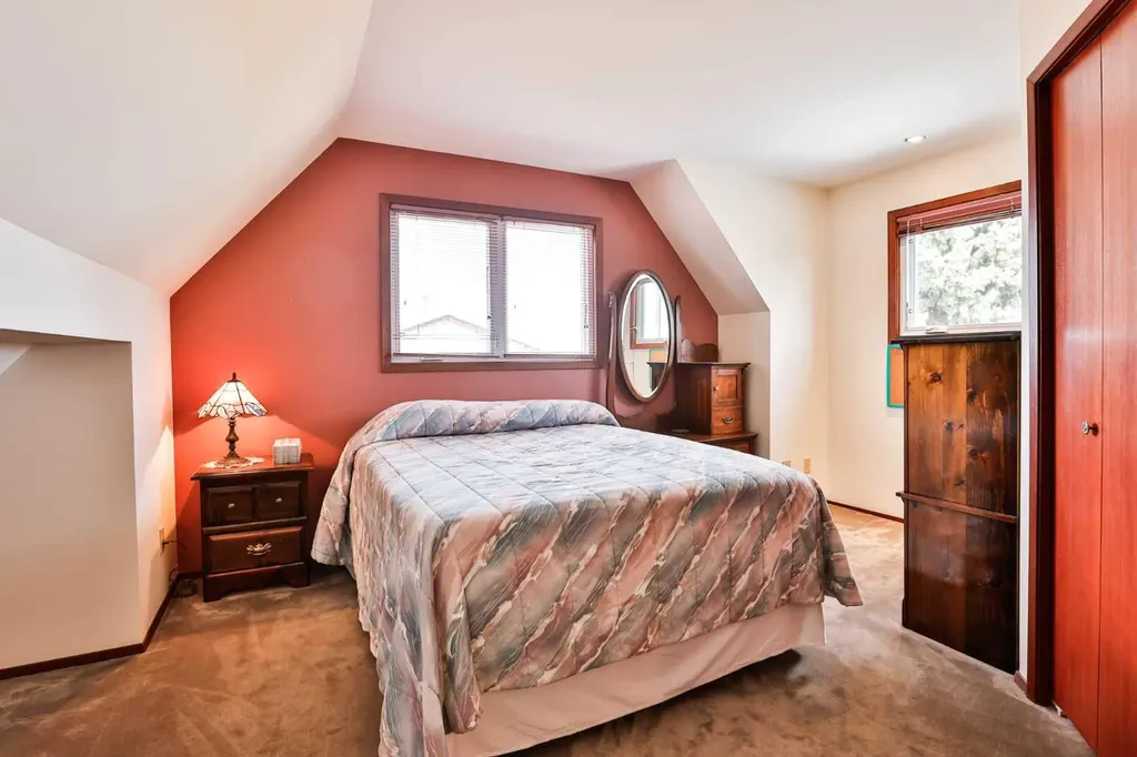 86 Chippewa Crescent W Lethbridge AB T1K5B5