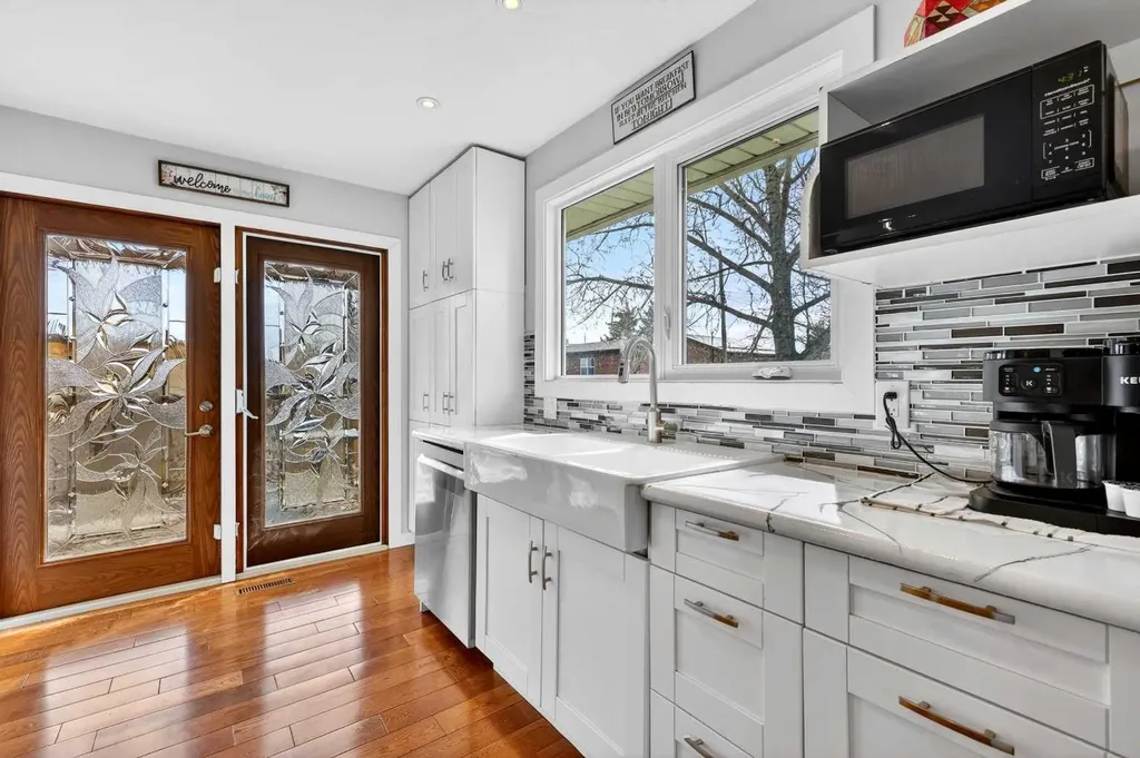 117 Bonitz Court Carseland AB T0J 0M0