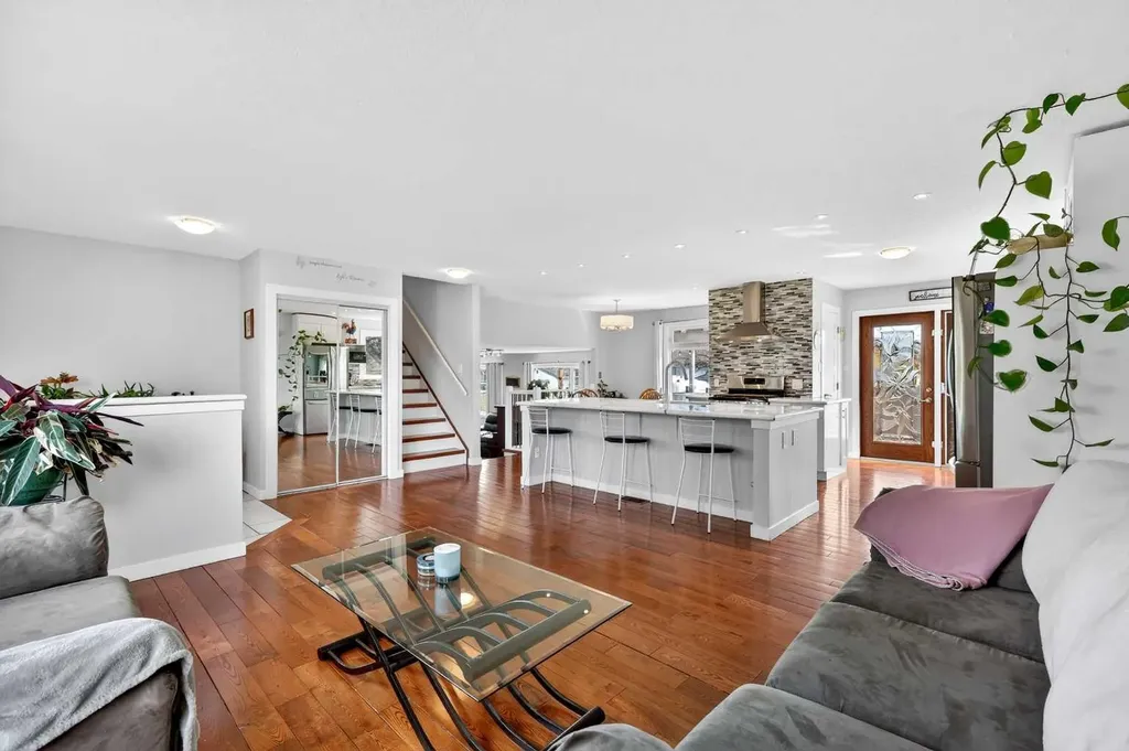 117 Bonitz Court Carseland AB T0J 0M0