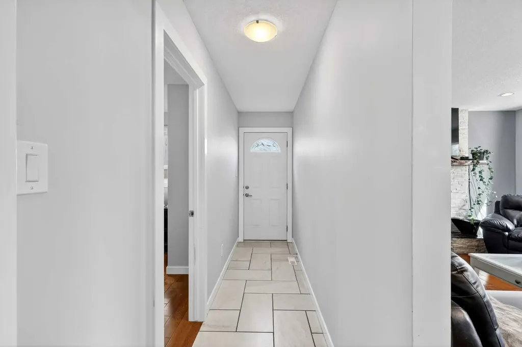 117 Bonitz Court Carseland AB T0J 0M0