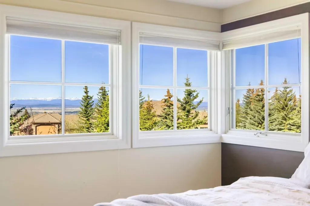 28 Pinnacle Ridge Drive Rural Rocky View County AB T3Z3N7