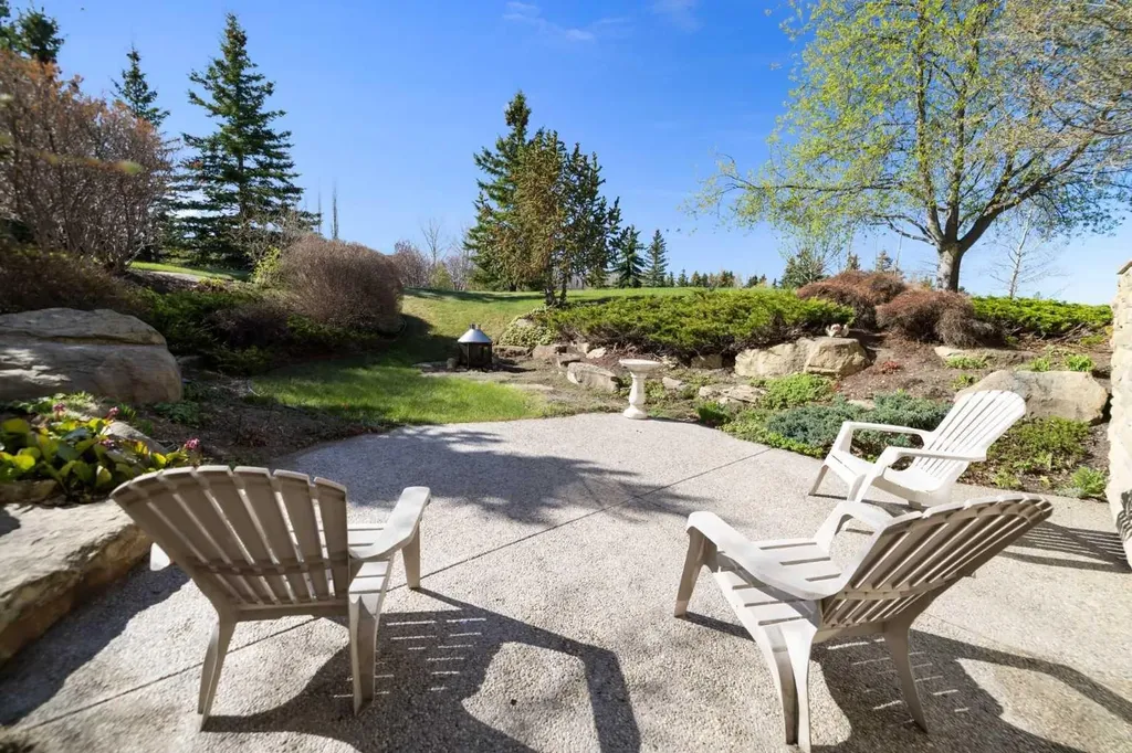 28 Pinnacle Ridge Drive Rural Rocky View County AB T3Z3N7