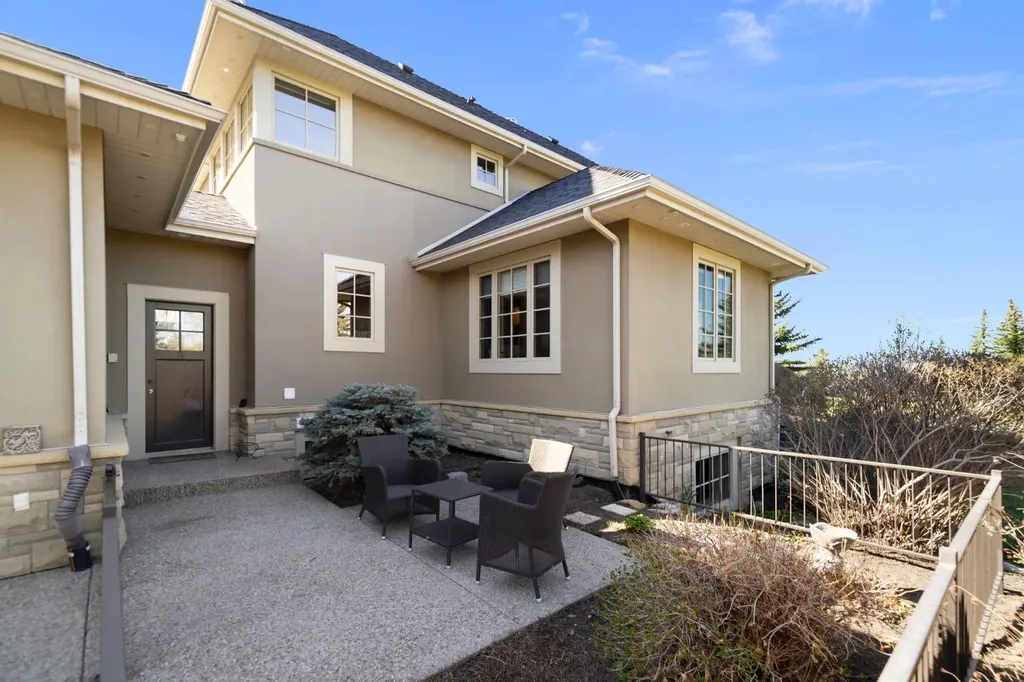 28 Pinnacle Ridge Drive Rural Rocky View County AB T3Z3N7