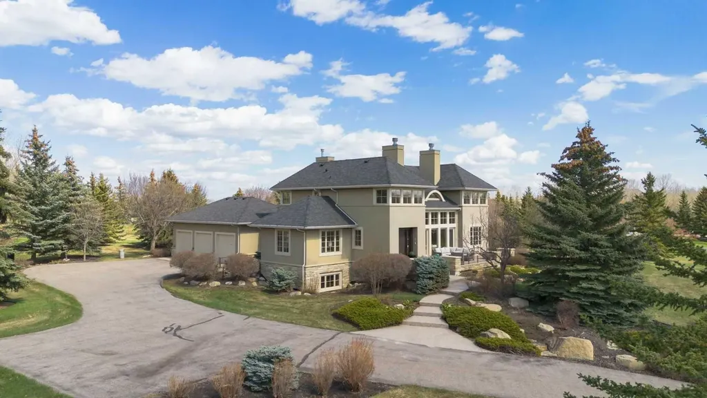 28 Pinnacle Ridge Drive Rural Rocky View County AB T3Z3N7