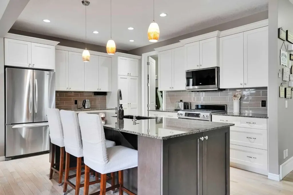 109 Cranleigh Place SE Calgary AB T3M 0N5