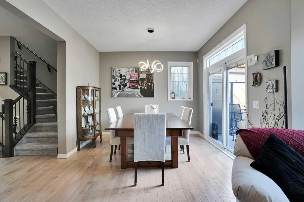 109 Cranleigh Place SE Calgary AB T3M 0N5