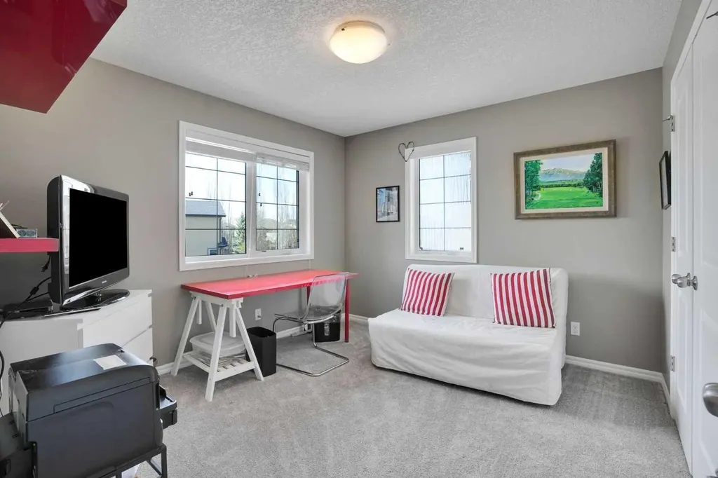 109 Cranleigh Place SE Calgary AB T3M 0N5