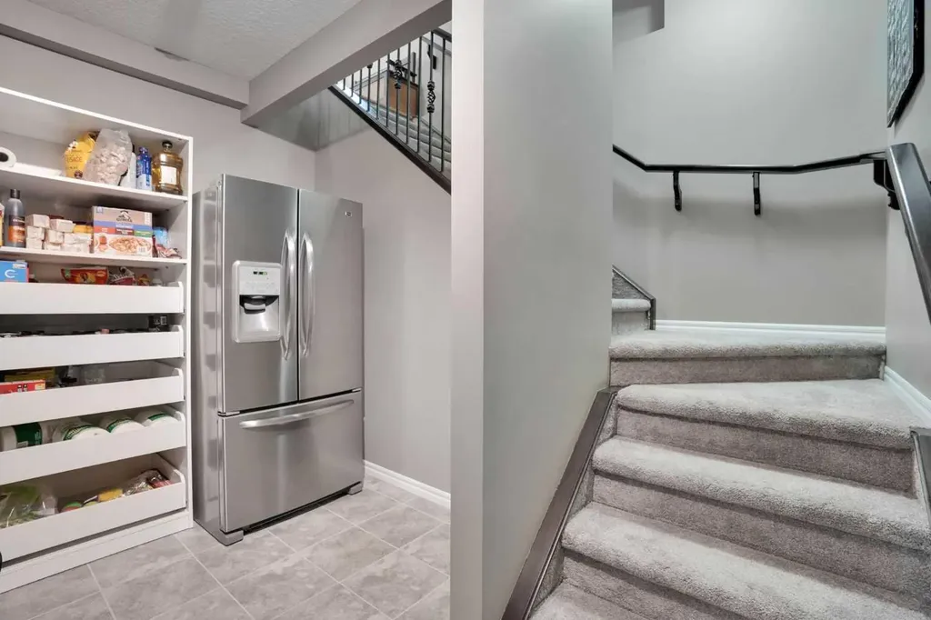 109 Cranleigh Place SE Calgary AB T3M 0N5