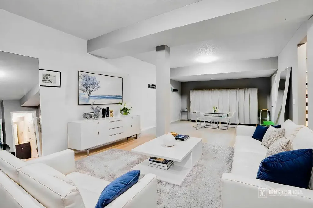109 Cranleigh Place SE Calgary AB T3M 0N5