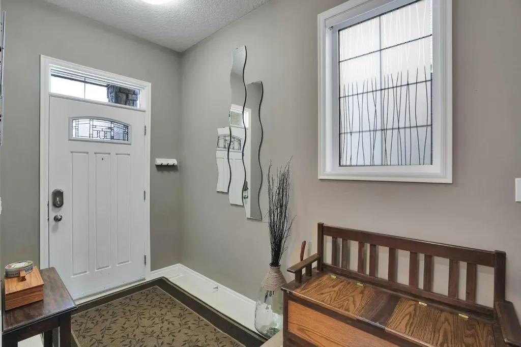 109 Cranleigh Place SE Calgary AB T3M 0N5
