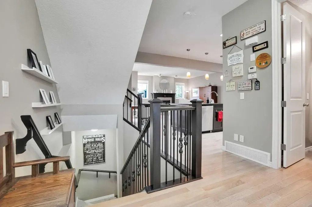 109 Cranleigh Place SE Calgary AB T3M 0N5