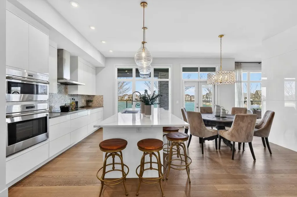 23 Mahogany Circle SE Calgary AB T2M 2V7