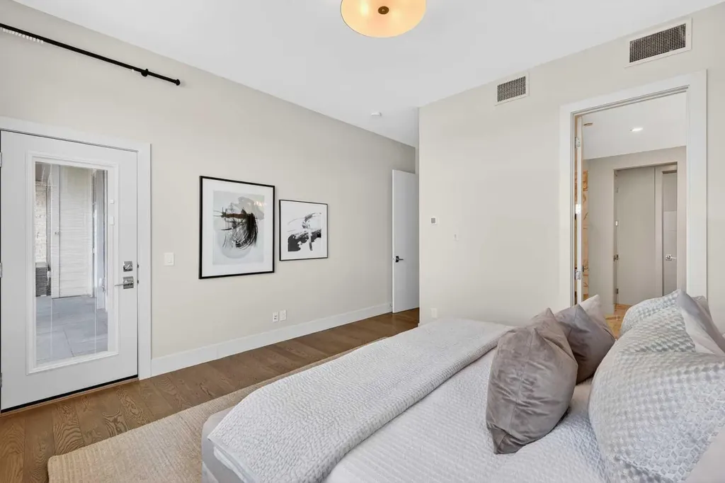 23 Mahogany Circle SE Calgary AB T2M 2V7