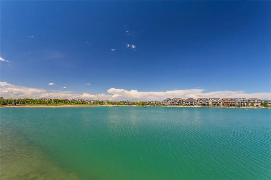 23 Mahogany Circle SE Calgary AB T2M 2V7