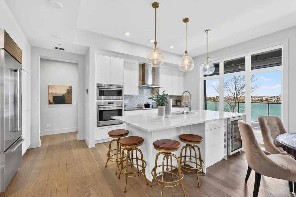 23 Mahogany Circle SE Calgary AB T2M 2V7