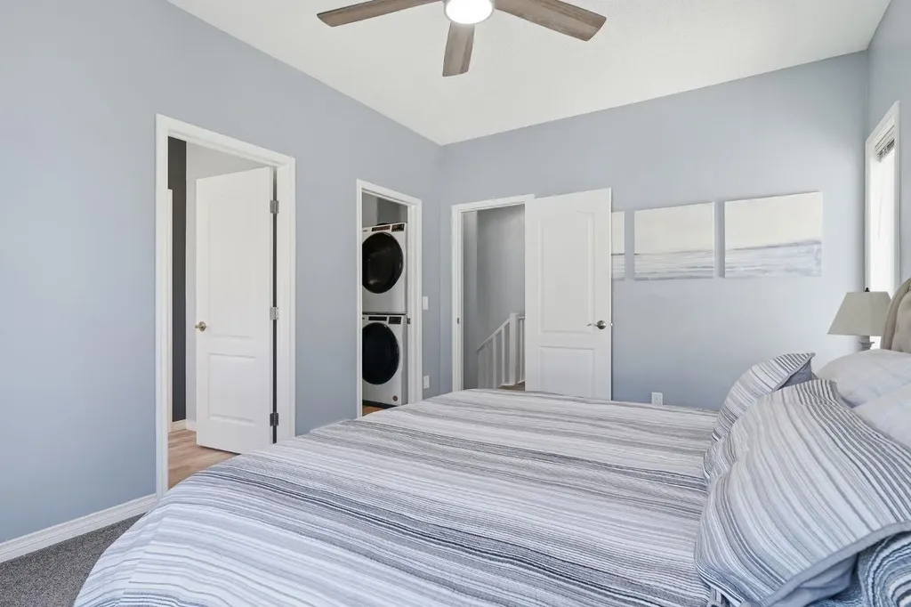 101 Sierra Morena Landing SW Calgary AB T3H 4K3
