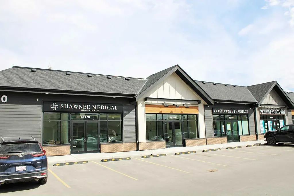 700 Shawnee Square SW Calgary AB T2Y0Z6