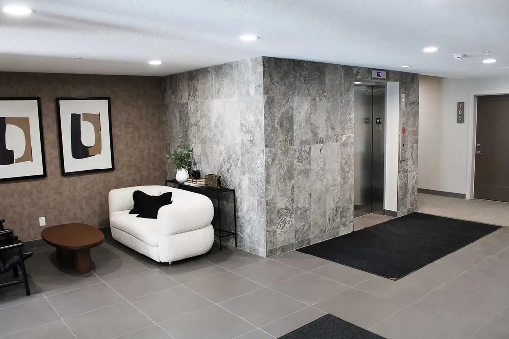 700 Shawnee Square SW Calgary AB T2Y0Z6