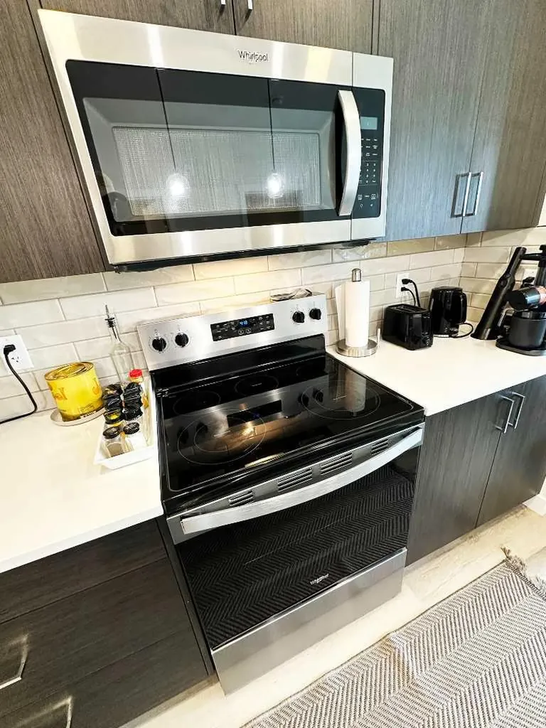 700 Shawnee Square SW Calgary AB T2Y0Z6