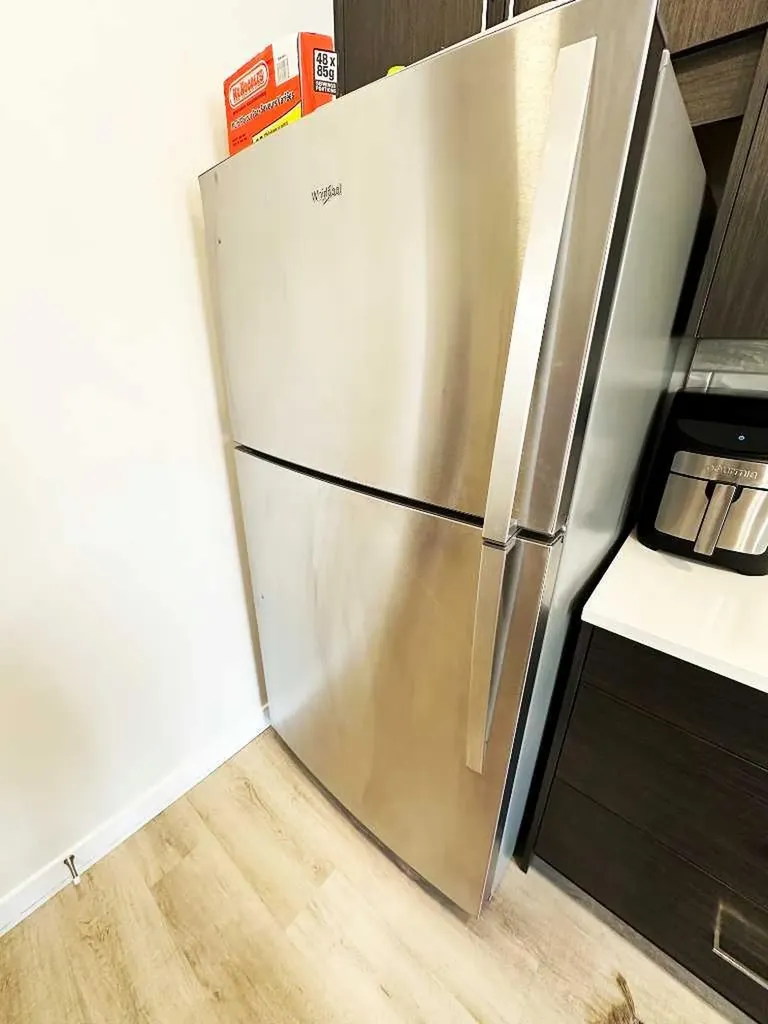 700 Shawnee Square SW Calgary AB T2Y0Z6