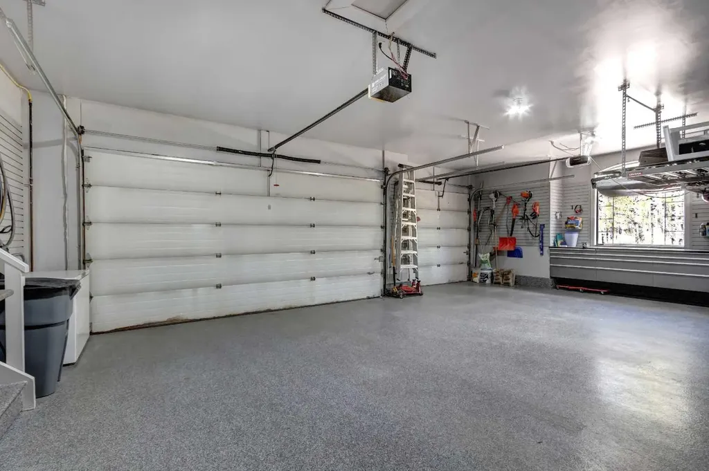 224091 148 Avenue W Rural Foothills County AB T0L 1W0