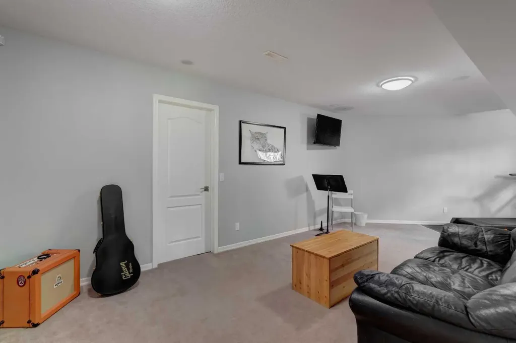 224091 148 Avenue W Rural Foothills County AB T0L 1W0