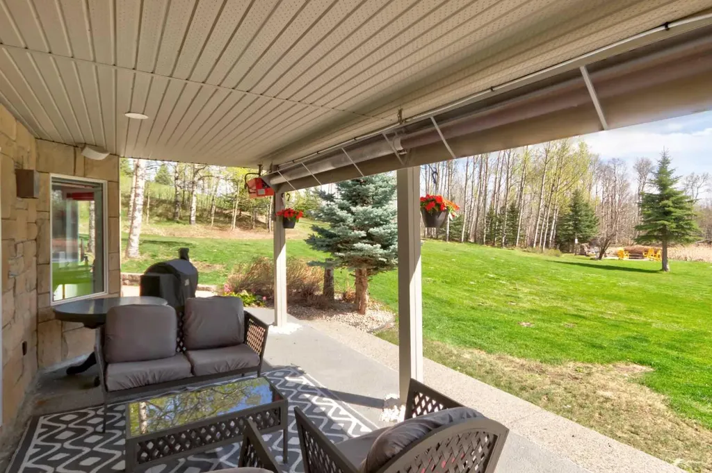 224091 148 Avenue W Rural Foothills County AB T0L 1W0