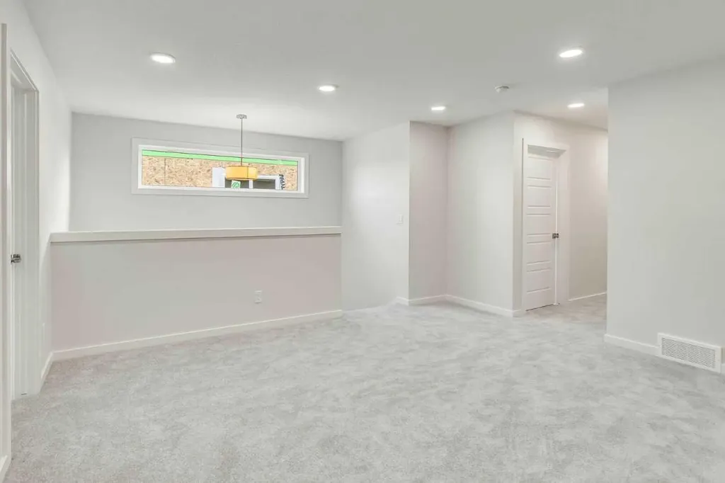 408 Heartwood Grove SE Calgary AB T3M2K1